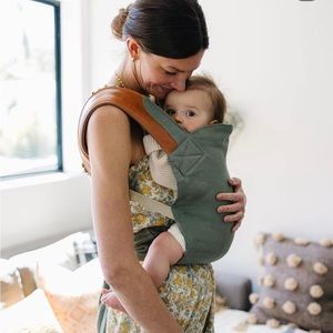 ISO!! Sakura Bloom baby carrier.